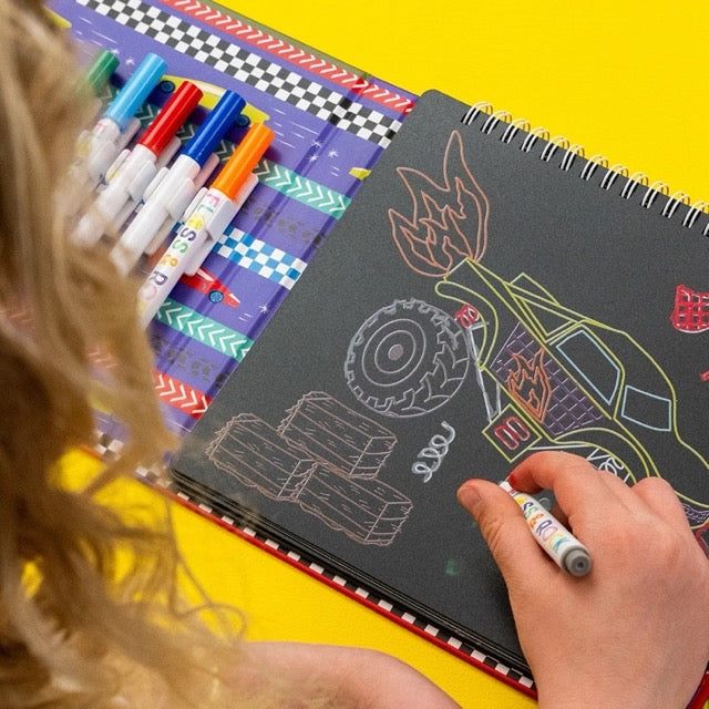 Floss & Rock Chalkboard Cars 51P6218