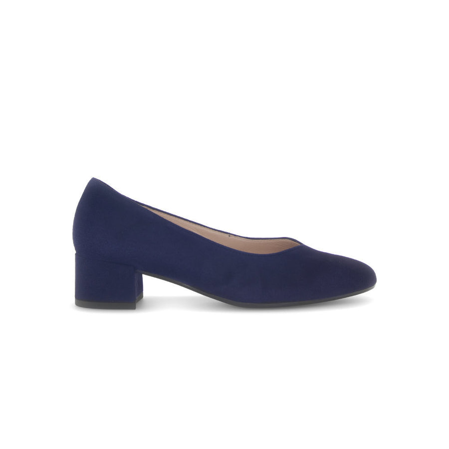 Gabor Dixie 71.431.16 Navy Suede Shoes