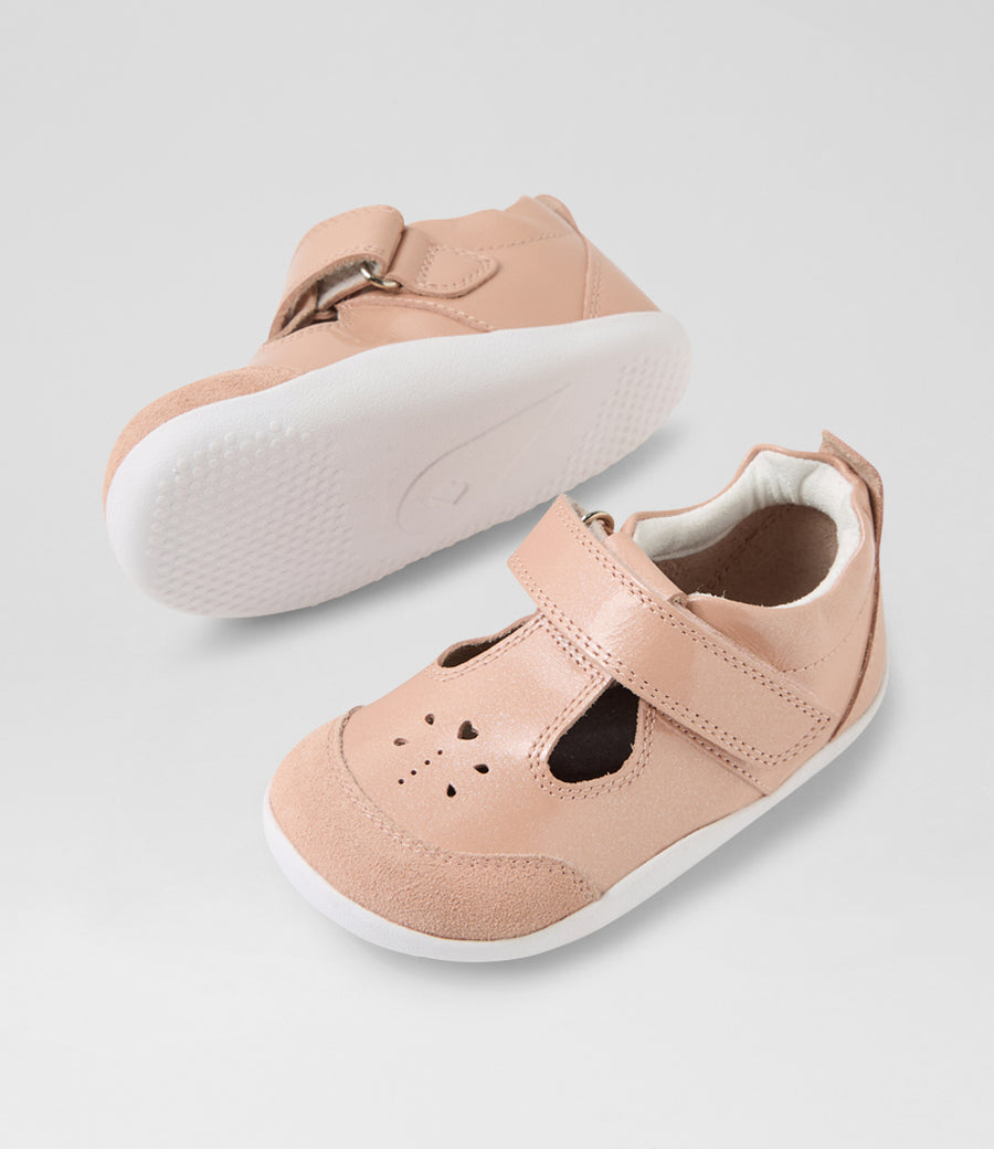 Bobux Rue Xplorer Cameo Rose Shoes