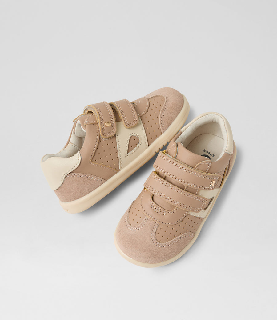 Bobux Titan I-Walk Warm Taupe Sneakers
