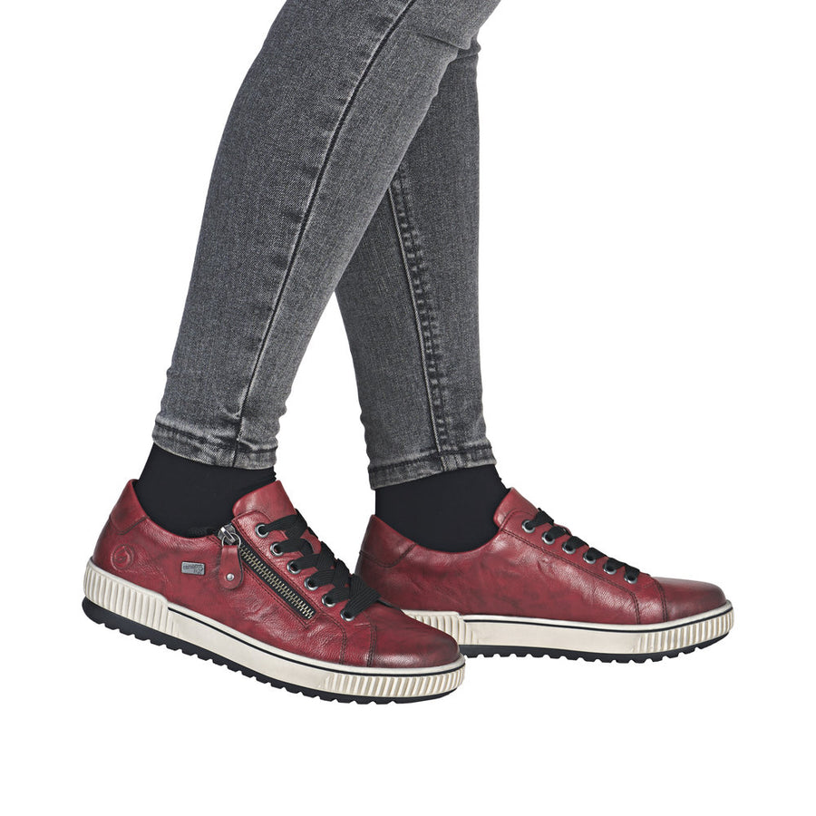 Remonte D0700-36 Burgundy Wide Fit Waterproof Casual Shoes