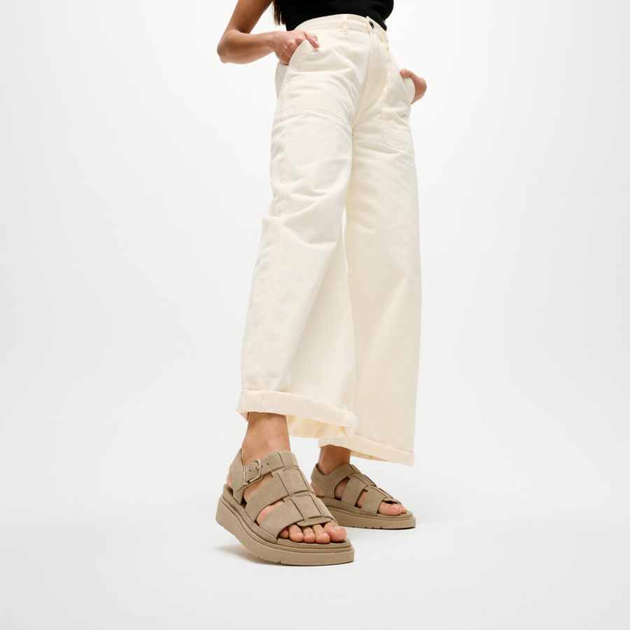 FitFlop A3T-923 Cappuccino Gen-Ff Suede Fisherman Sandals